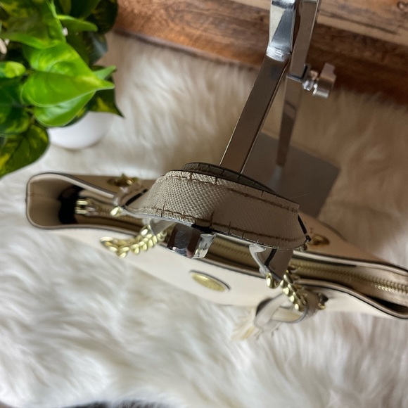 Anne Klein Shoulder Purse - Picture 3 of 6